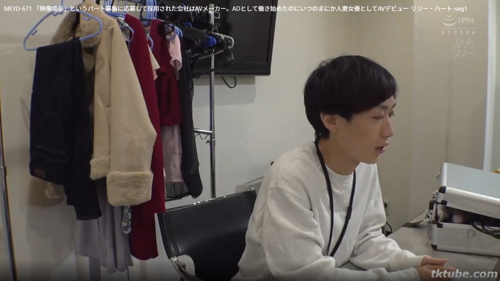 【リリー・ハート】寝取られ人妻の快楽　上司の強引な中出しで揺さぶられる淫らな夜